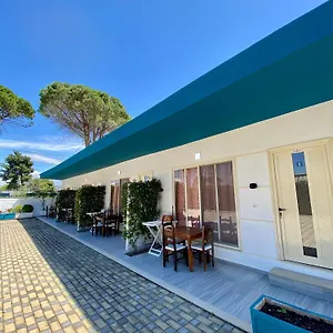 holiday-cabins-vlore.albaniahotels.org/